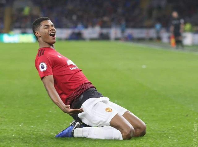  曼联逆转绝杀西汉姆，拉什福德补时世界波定乾坤  