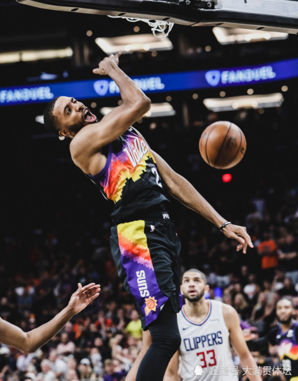  布克末节独得15分太阳逆转洛杉矶快船获连胜