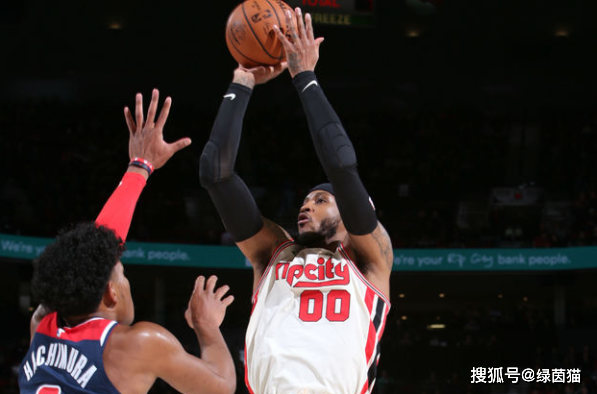  锡安复出高效砍分鹈鹕终结马刺三连胜势头